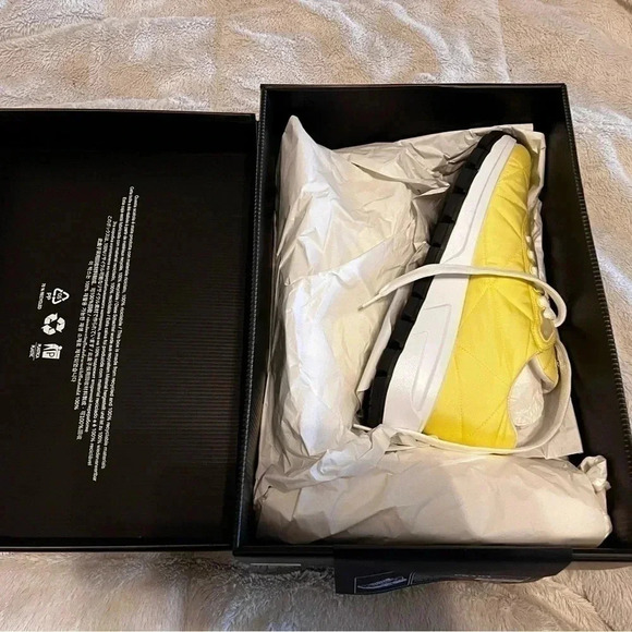 PRADA  authentic nylon pluma  size 40 the “ calzature donna “  narciso color - Picture 2 of 15